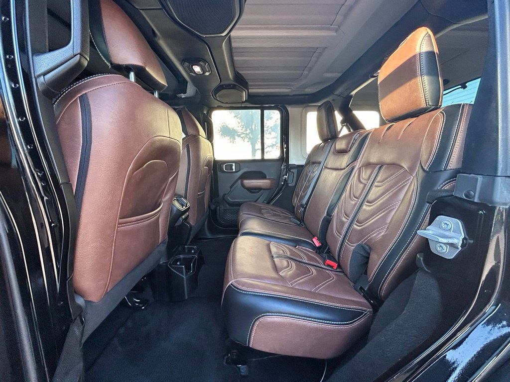 Used 2018 Jeep Wrangler Unlimited Sport S AWD/4WD image 32