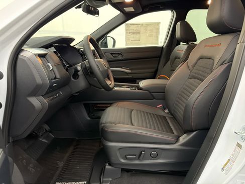New 2026 Nissan Pathfinder Rock Creek w/ Rock Creek Premium Package AWD/4WD image 14