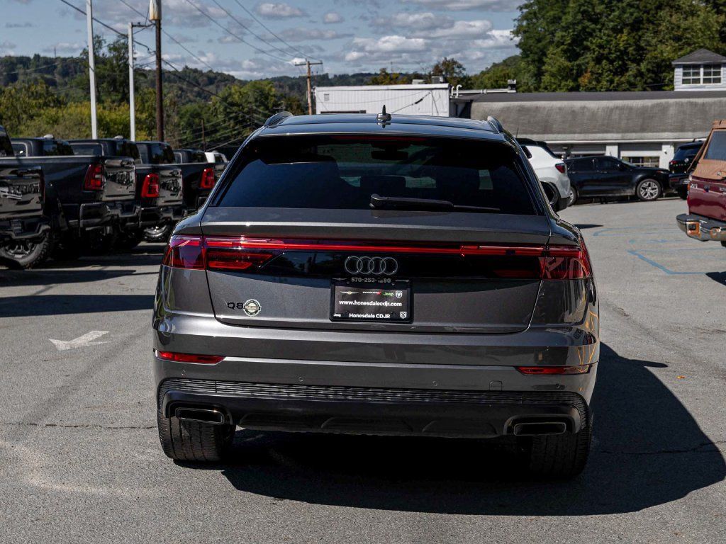 Used 2025 Audi Q8 Premium Plus AWD/4WD image 5