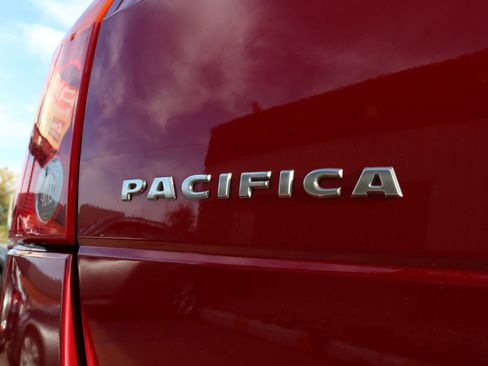 Used 2004 Chrysler Pacifica AWD image 13