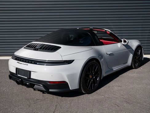 Used 2025 Porsche 911 Targa 4 GTS image 26