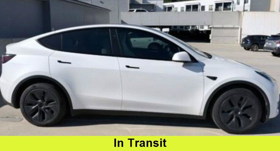 Used 2025 Tesla Model Y Long Range AWD/4WD image 1