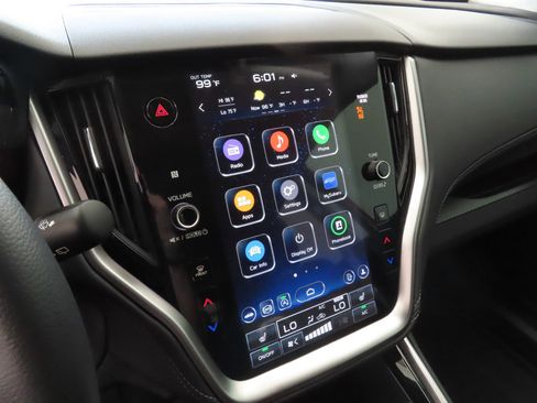 Certified 2025 Subaru Outback Premium image 18