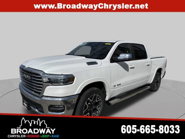 Used 2025 RAM 1500 Laramie AWD/4WD image 3