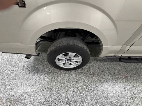 Used 2018 Ford F150 XLT w/ Equipment Group 301A Mid AWD/4WD image 37