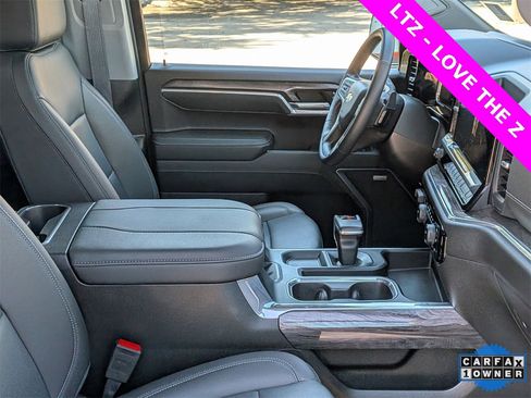 Certified 2025 Chevrolet Silverado 1500 LTZ w/ LTZ Convenience Package II image 24