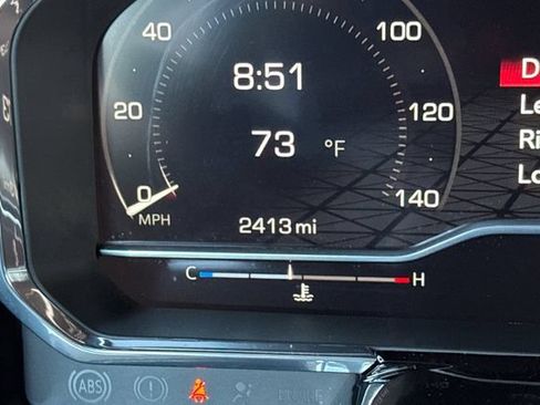 Used 2025 GMC Sierra 1500 SLT w/ SLT Premium Plus Package AWD/4WD image 42