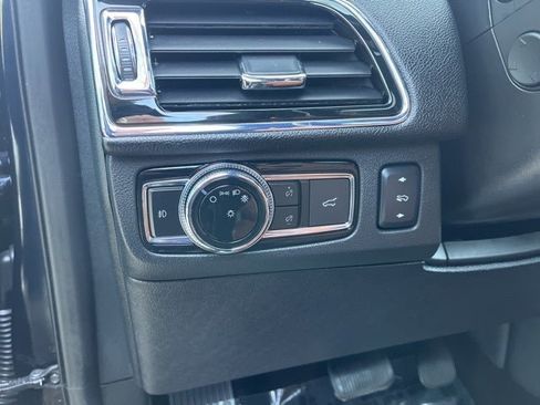 Used 2021 Lincoln Navigator L Reserve w/ Luxury Package image 44