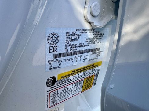 Used 2024 Ford Expedition King Ranch image 25