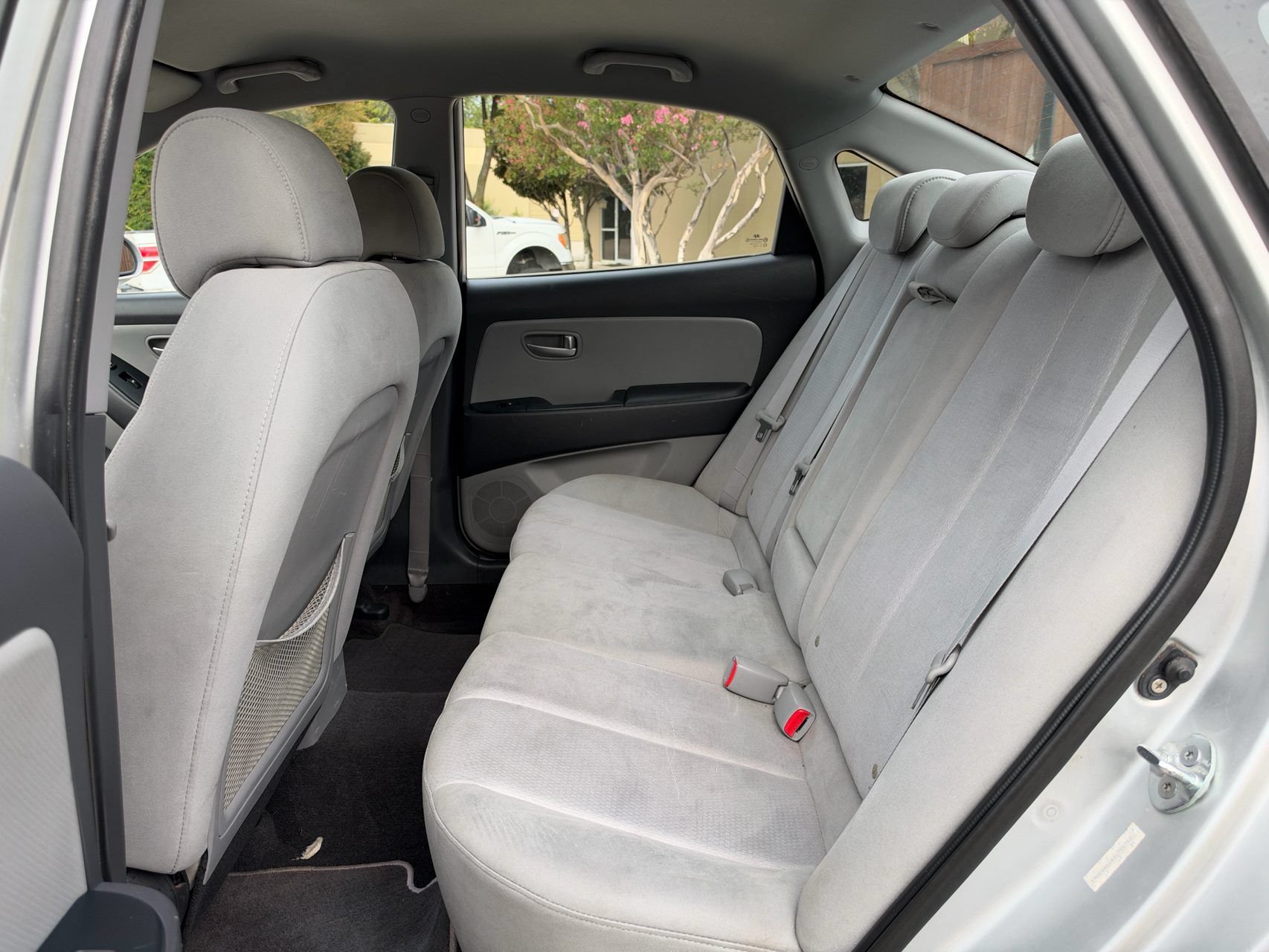 Used 2009 Hyundai Elantra GLS FWD image 5