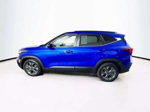 Used 2024 Kia Seltos S AWD/4WD image 8
