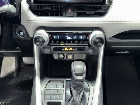 Certified 2023 Toyota RAV4 XLE image 21