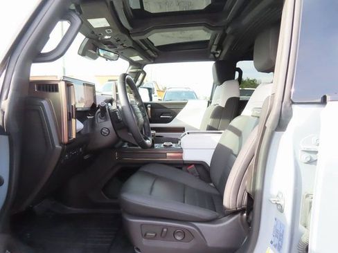 Used 2024 GMC Hummer EV 2X image 14
