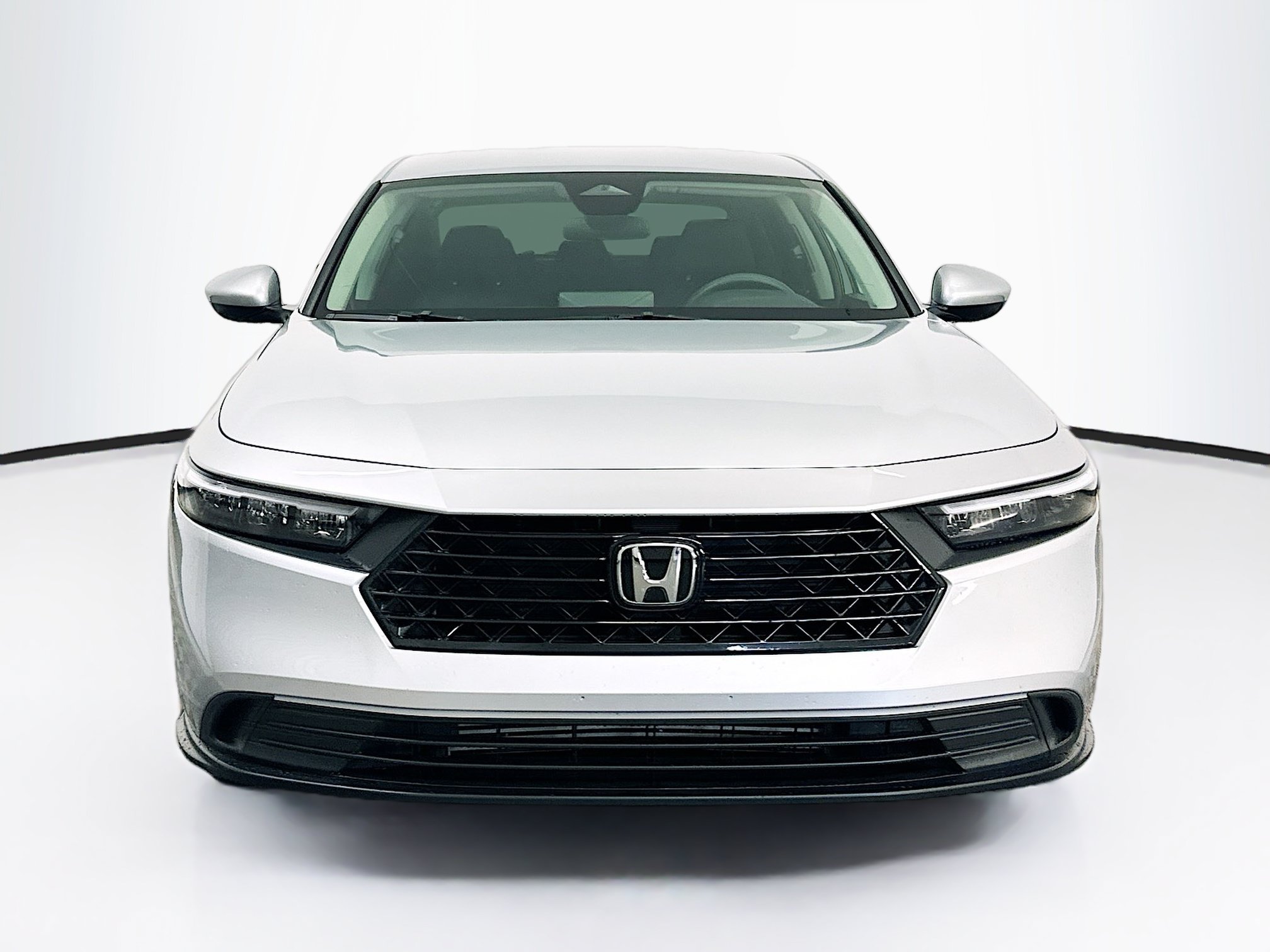 Used 2025 Honda Accord LX image 2
