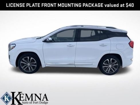 Used 2018 GMC Terrain Denali w/ Advanced Safety Package image 8