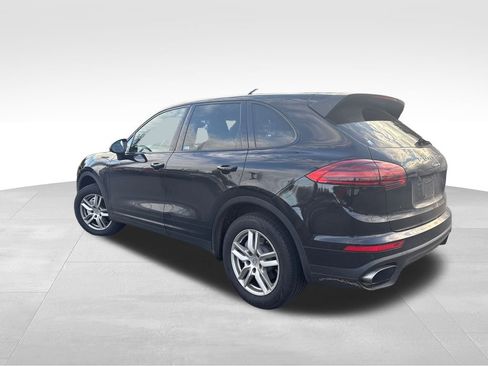 Used 2016 Porsche Cayenne Base image 5