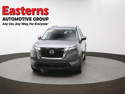 Used 2024 Nissan Pathfinder SV image 52