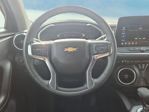 Used 2024 Chevrolet Blazer LT w/ Convenience Package image 11
