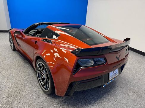 Used 2016 Chevrolet Corvette Z06 w/ 2LZ Preferred Equipment Group RWD image 11