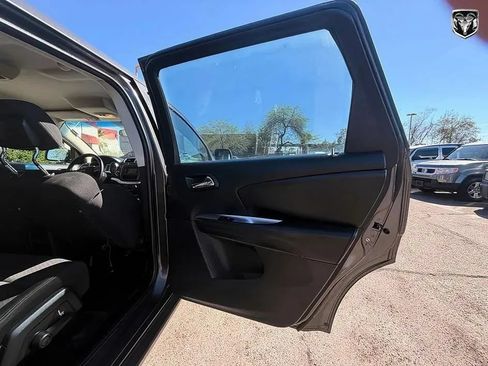 Used 2015 Dodge Journey American Value Package w/ Flexible Seating Group FWD image 11