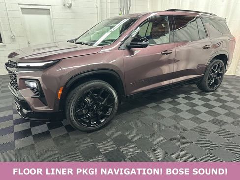 Used 2025 Chevrolet Traverse RS w/ LPO, Floor Liner Package AWD/4WD image 1
