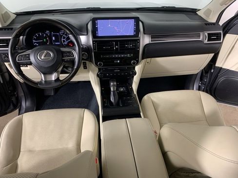 Used 2023 Lexus GX 460 Premium w/ Premium Package image 37