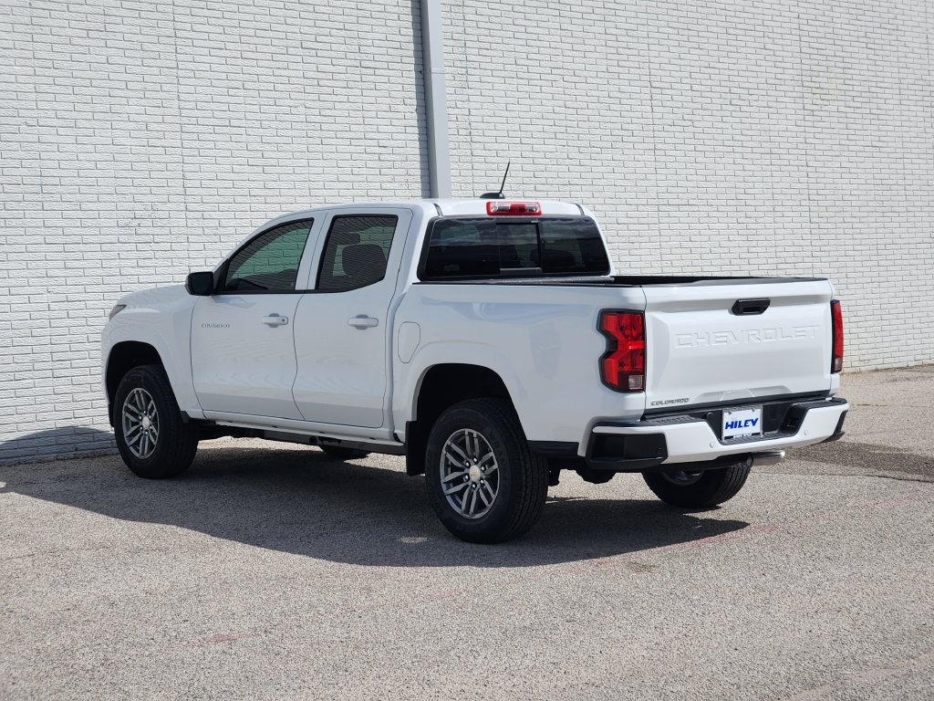 New 2026 Chevrolet Colorado LT RWD image 3