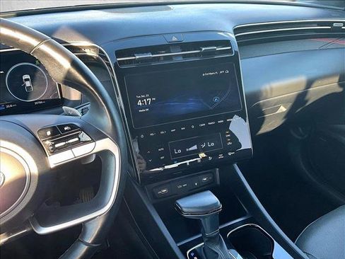 Used 2023 Hyundai Santa Cruz Limited image 8