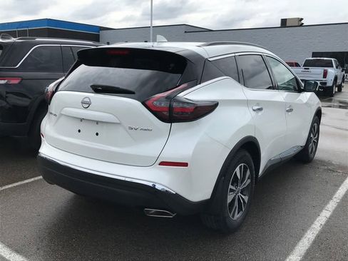 Used 2024 Nissan Murano SV image 2