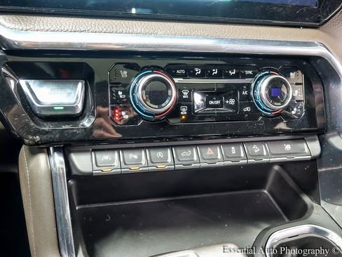 Used 2022 GMC Sierra 1500 Denali w/ Denali Reserve Package image 19