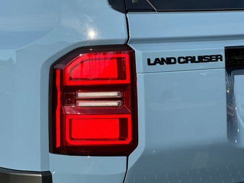 New 2026 Toyota Land Cruiser image 25