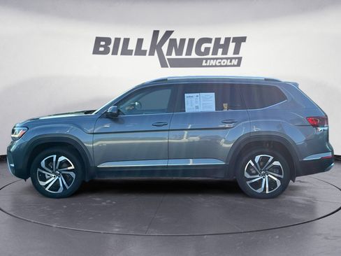 Used 2023 Volkswagen Atlas SEL AWD/4WD image 2