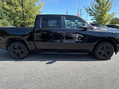 Used 2022 RAM 1500 Big Horn AWD/4WD image 7