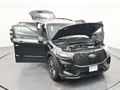 New 2026 Ford Explorer ST-Line w/ ST-Line Street Pack image 35