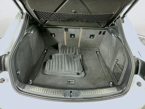 Used 2020 Porsche Macan S image 27