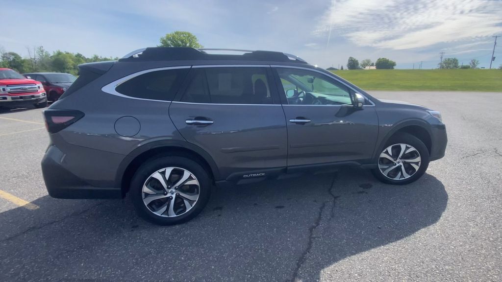 Used 2020 Subaru Outback Touring AWD/4WD image 9