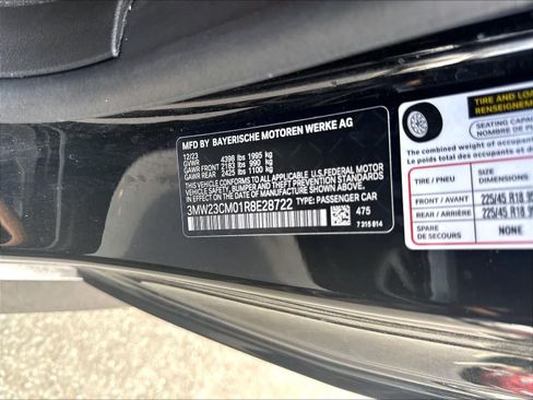 Used 2024 BMW 230i Coupe w/ Convenience Package RWD image 19