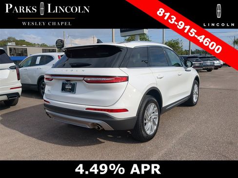 Certified 2022 Lincoln Corsair FWD image 4