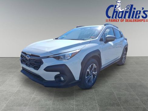 Used 2024 Subaru Crosstrek 2.0i Premium image 1