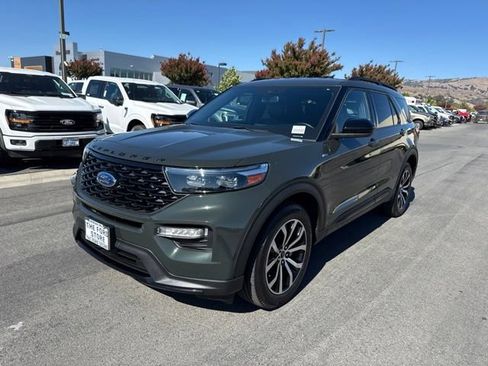 Certified 2023 Ford Explorer ST-Line w/ Class IV Trailer Tow Package AWD/4WD image 2