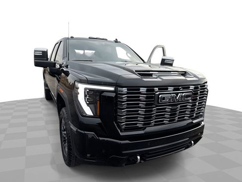 Certified 2025 GMC Sierra 2500 Denali Ultimate w/ Max Trailering Package image 1