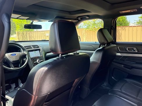 Used 2018 Ford Explorer Sport AWD/4WD image 22