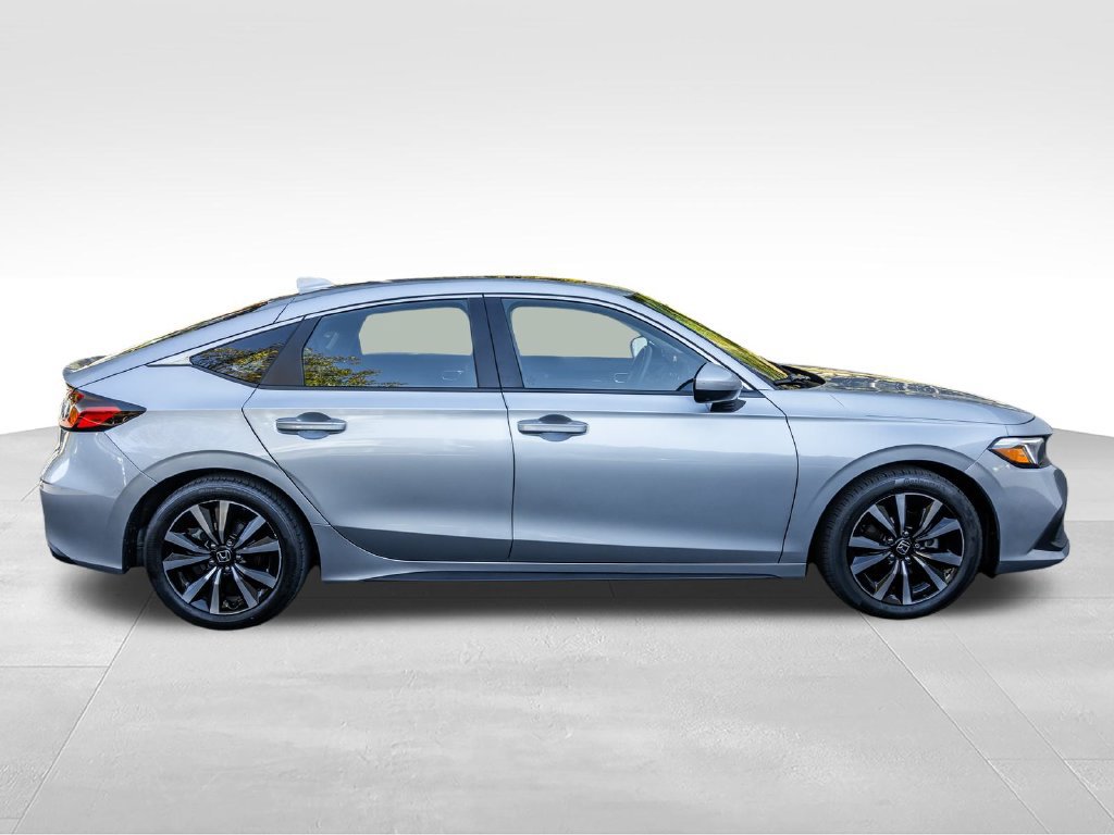 Used 2024 Honda Civic EX-L image 3