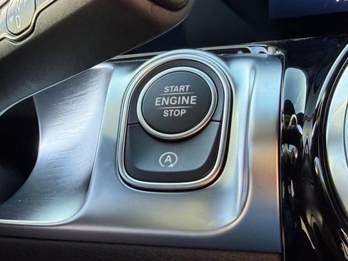 New 2026 Mercedes-Benz GLB 250 image 25