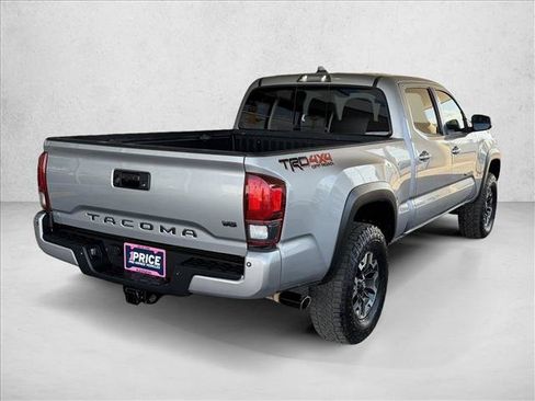 Used 2019 Toyota Tacoma TRD Off-Road w/ Technology Package AWD/4WD image 6