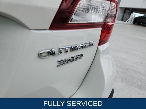 Used 2018 Subaru Outback 3.6R Touring image 13