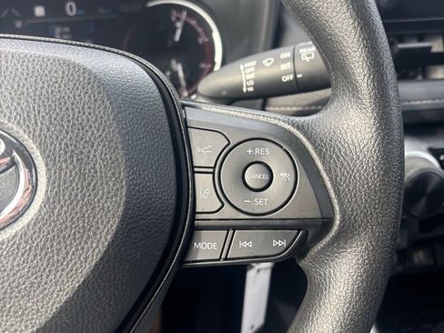 Used 2025 Toyota RAV4 LE image 15