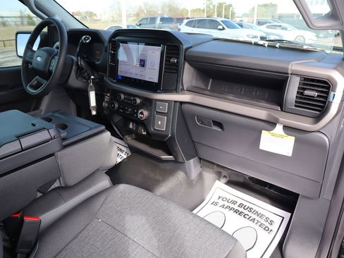 New 2025 Ford F150 XL w/ Equipment Group 103A High image 29