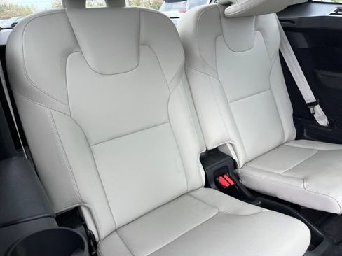 Used 2023 Volvo XC90 B6 Plus w/ Protection Package AWD/4WD image 11