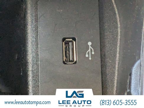 Used 2016 Ford Edge SEL image 22